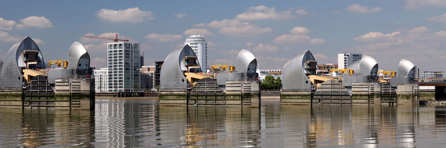 thames river cruise westminster to thames barrier